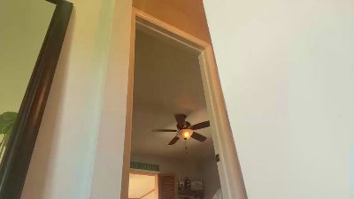 StudlyHardwood live cam on Cam4