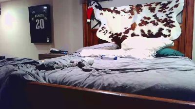 StudlyHardwood live cam on Cam4