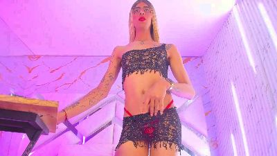 StyleQueen18 live cam on Cam4