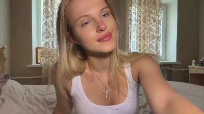 SuWangerin live cam on Cam4