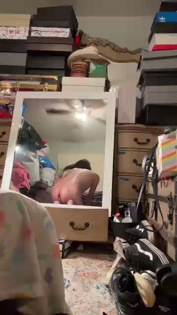 SubBttmSub 来自 美国 的 男性 直播摄像头