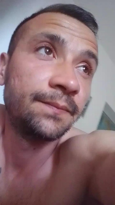 Suchiamelo live cam on Cam4