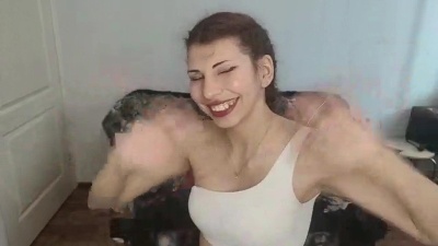 SudieLatona live cam on Cam4
