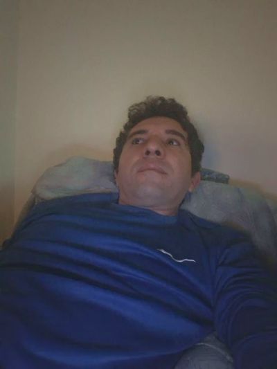 Sueliton8 live cam on Cam4