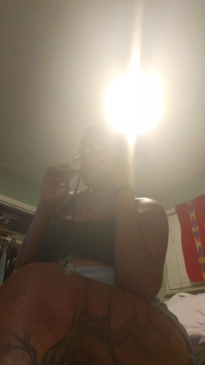 Sugarbotty31 live cam on Cam4
