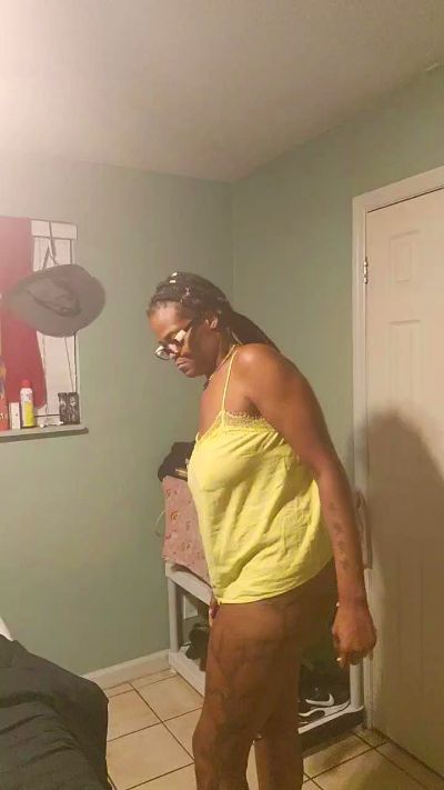 Sugarbotty31 live cam on Cam4