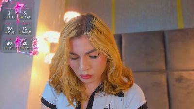 Sugarr_cherry live cam on Cam4