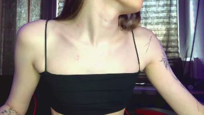 SukAvans live cam on Cam4