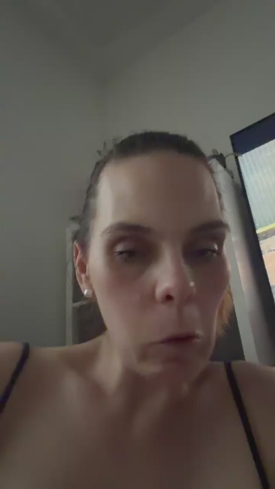 Summer80h live cam on Cam4