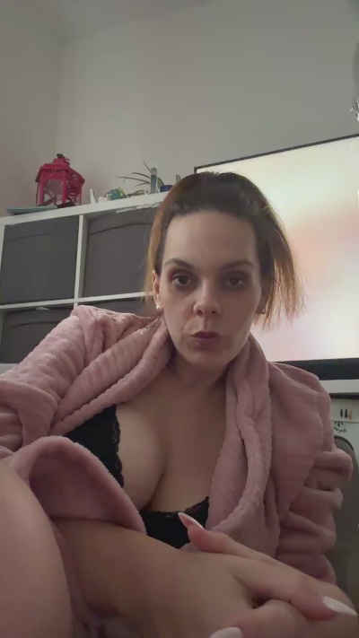 Summer80h live cam on Cam4