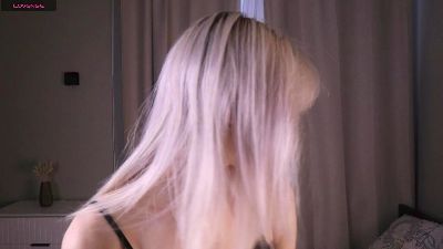Summer_Lilac live cam on Cam4