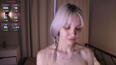 Summer_Lilac live cam on Cam4