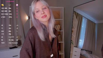 Summer_Lilac live cam on Cam4