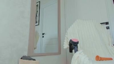 SundyRose live cam on Cam4