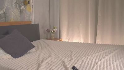 SunnivaEdwards live cam on Cam4