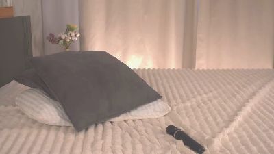 SunnivaEdwards live cam on Cam4