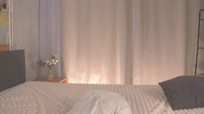 SunnivaEdwards live cam on Cam4