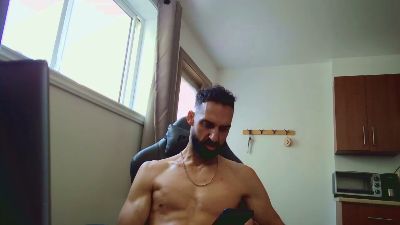 SunnyJames live cam on Cam4