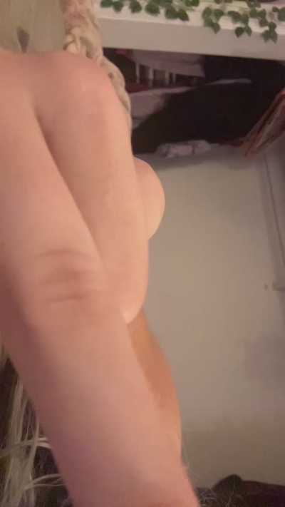 Sunshineprincss live cam on Cam4