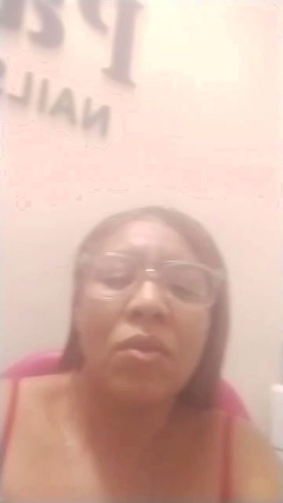 Sureyalove live cam on Cam4