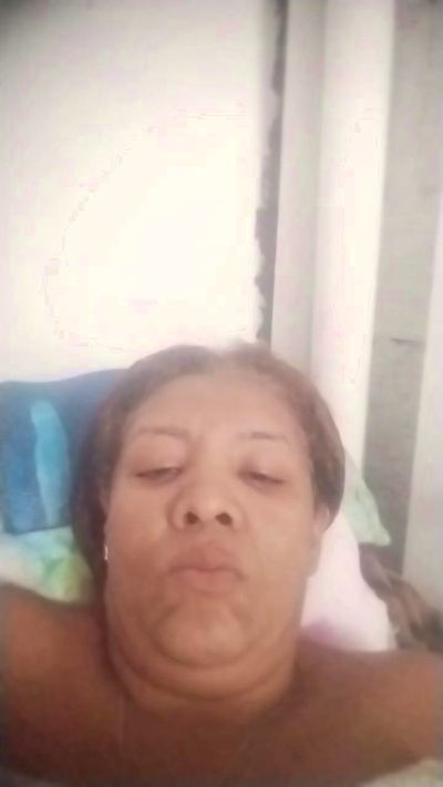 Sureyalove live cam on Cam4
