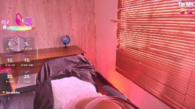 Susan_Voltaire live cam on Cam4