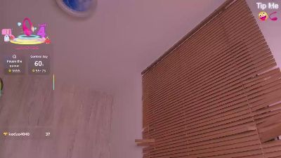 Susan_Voltaire live cam on Cam4