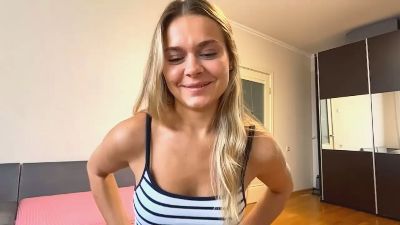 SusannePiek live cam on Cam4