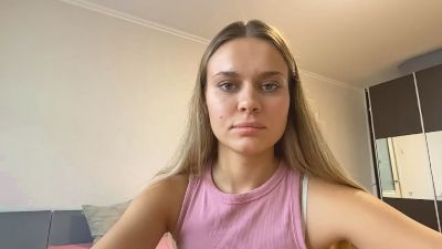 SusannePiek live cam on Cam4