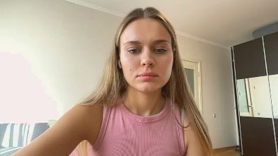 SusannePiek live cam on Cam4