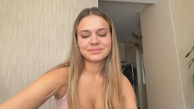 SusannePiek live cam on Cam4