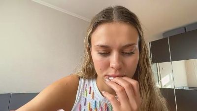 SusannePiek live cam on Cam4