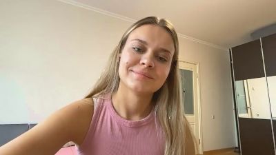 SusannePiek live cam on Cam4