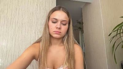 SusannePiek live cam on Cam4