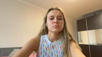 SusannePiek live cam on Cam4