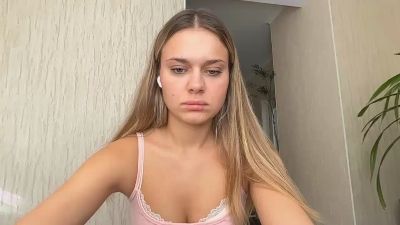 SusannePiek live cam on Cam4