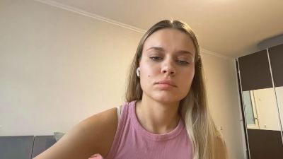 SusannePiek live cam on Cam4