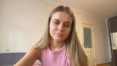 SusannePiek live cam on Cam4