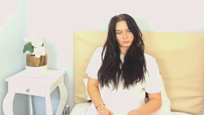 SusieNatural live cam on Cam4