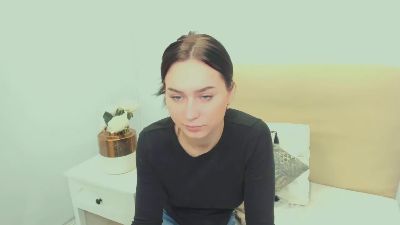 SusieNatural live cam on Cam4