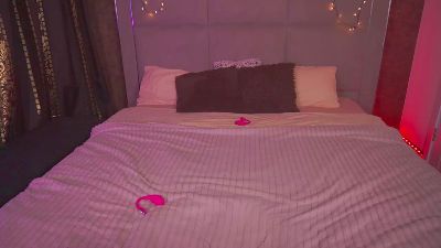 SusieWood live cam on Cam4