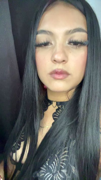 Sussimendez live cam on Cam4