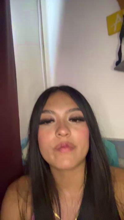 Sussimendez live cam on Cam4