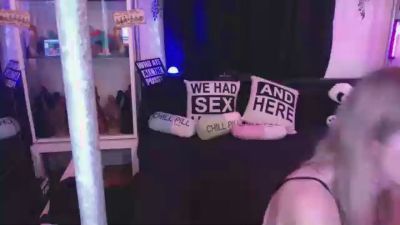 SuusenGuus live cam on Cam4