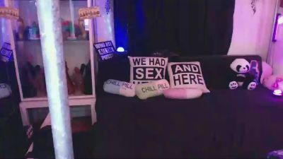 SuusenGuus live cam on Cam4