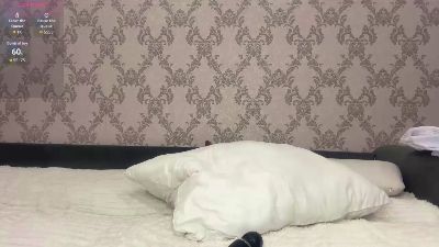 SuzannLertora live cam on Cam4