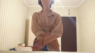 SuzannaRadics live cam on Cam4