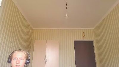 SuzannaRadics live cam on Cam4