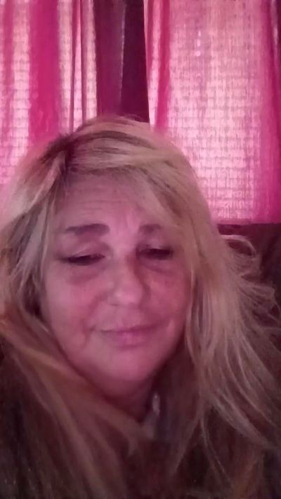 Suzi live cam on Cam4