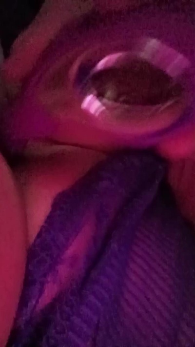 Suzi live cam on Cam4